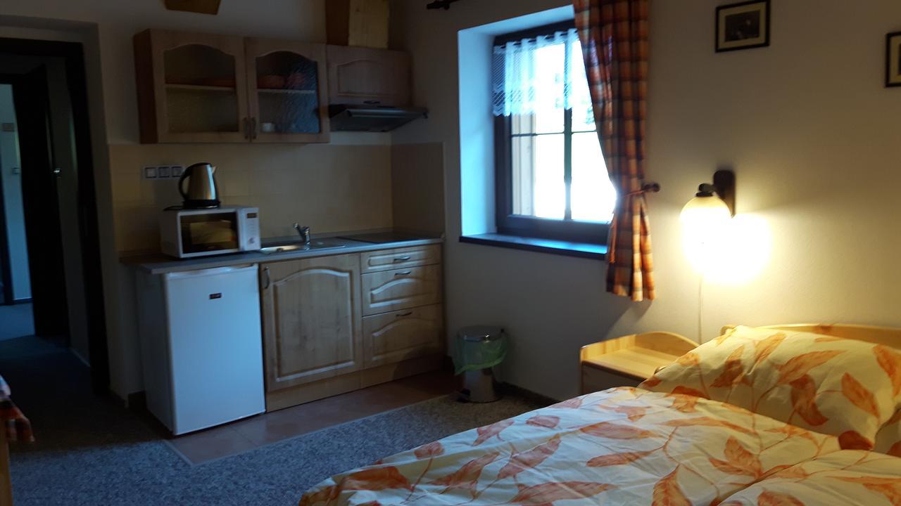 Chata U Tri Sluk Modrava Buitenkant foto
