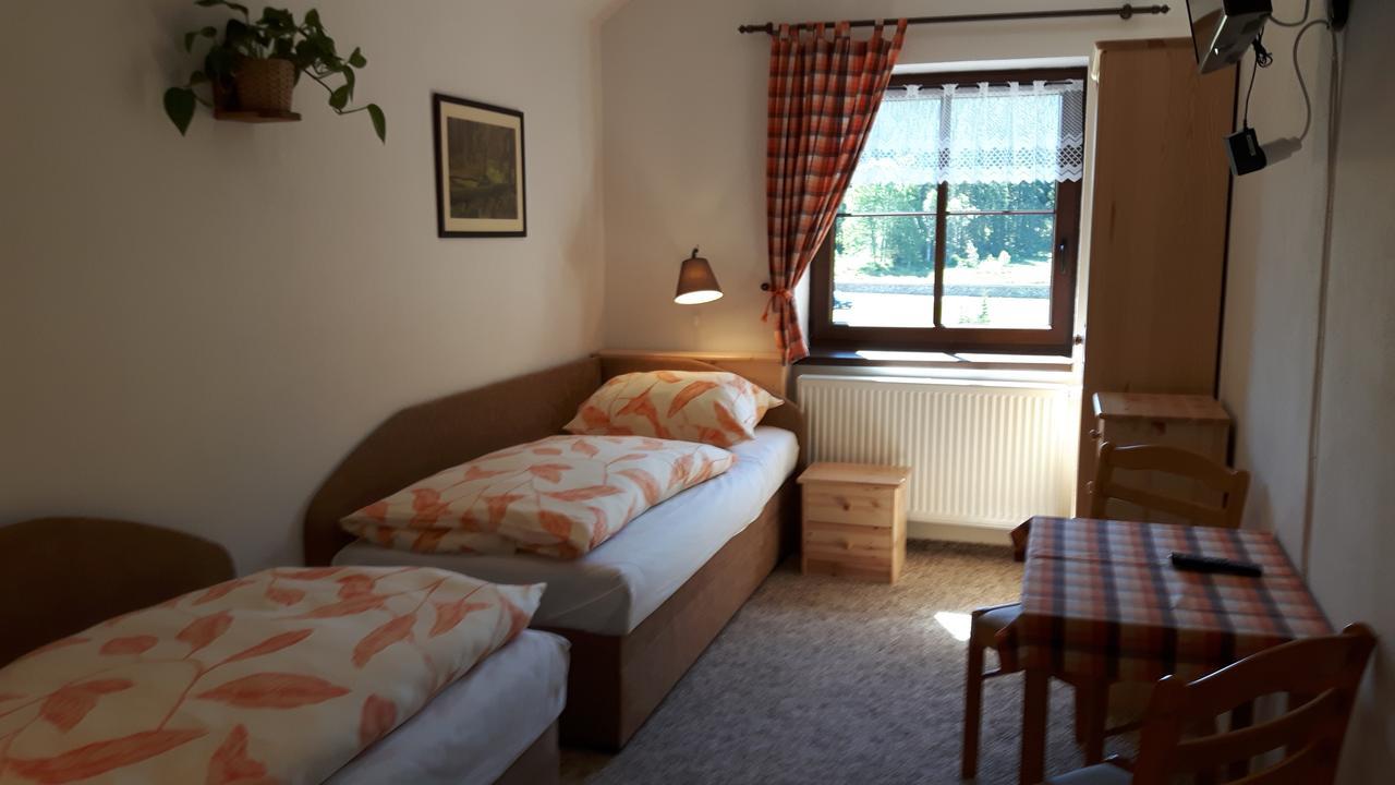 Chata U Tri Sluk Modrava Buitenkant foto