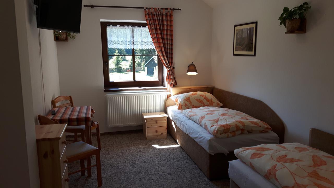 Chata U Tri Sluk Modrava Buitenkant foto