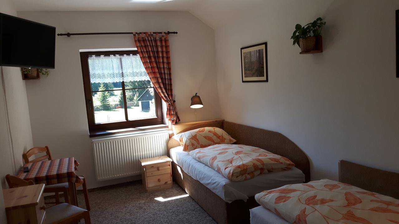 Chata U Tri Sluk Modrava Buitenkant foto